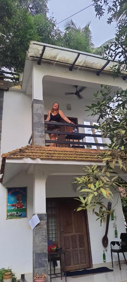 Abru'S Holidays International Travelers Alappuzha 외부 사진