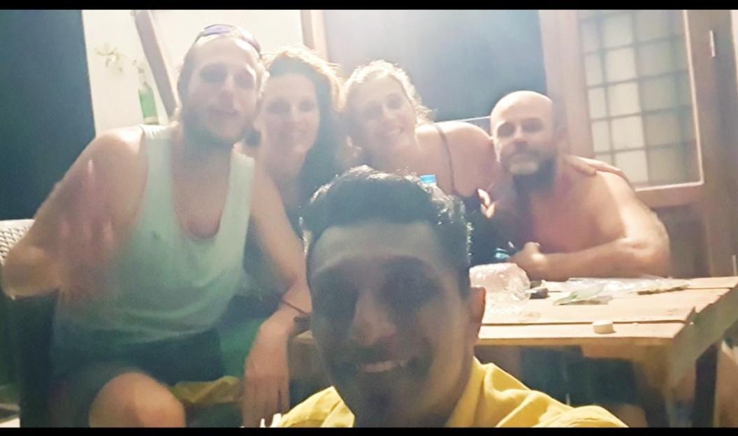 Abru'S Holidays International Travelers Alappuzha 외부 사진